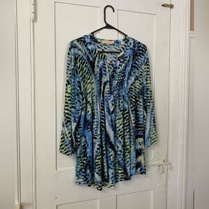 Vibrant Blue and Green Animal Inspired Print 🐠 Women's Blouse Pleated Front